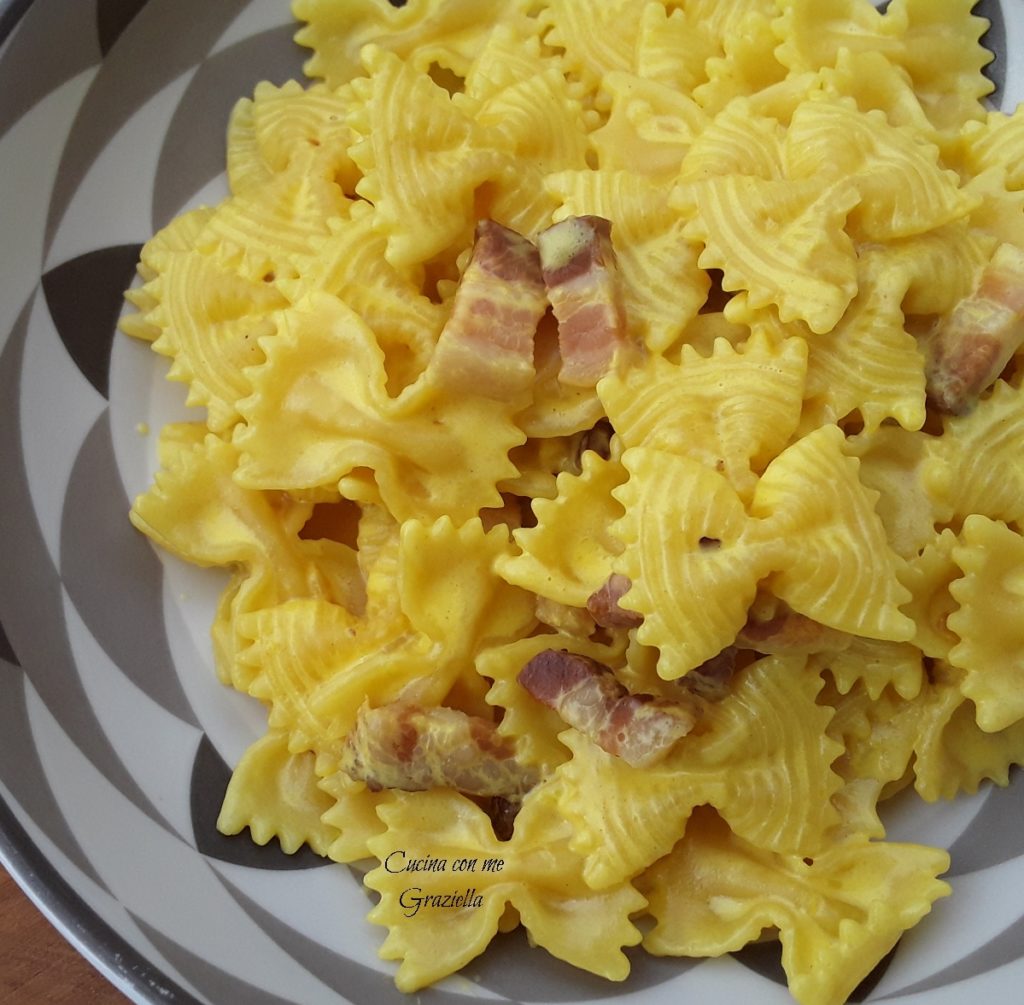 Pasta pancetta e zafferano