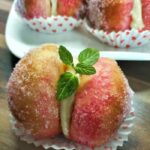 Pesche dolci di pasta brioche