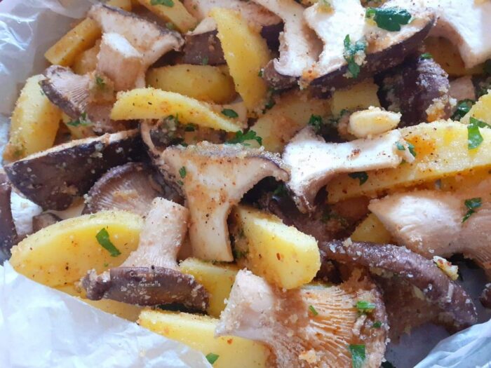 Funghi e patate al forno gratinati