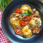 Ravioli ripieni di funghi e stracciatella