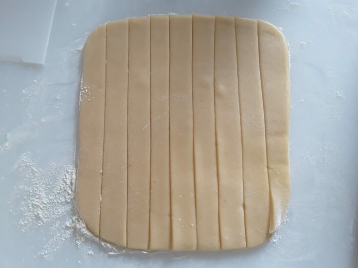 strisce pasta frolla crostata