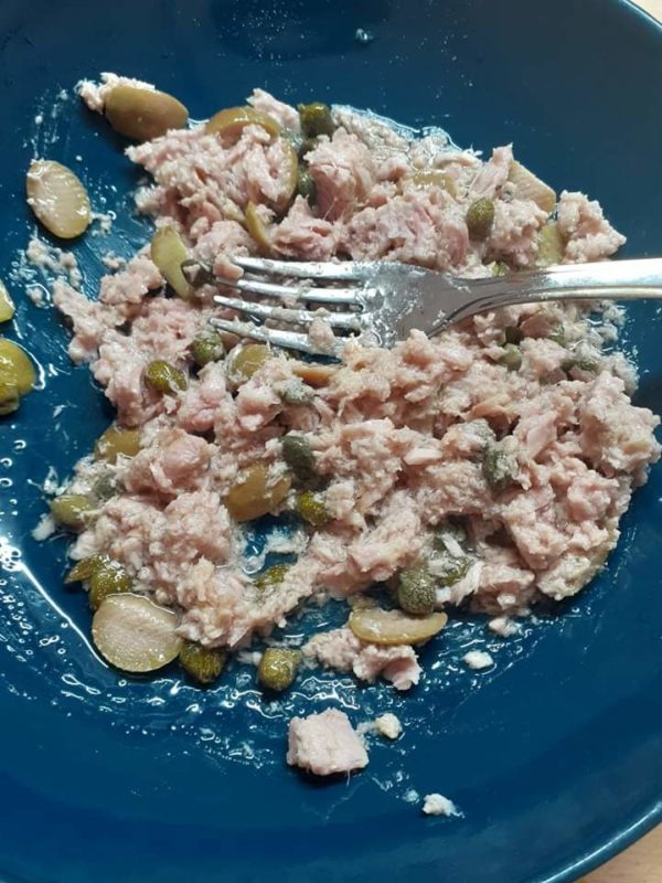 tonno olive e capperi