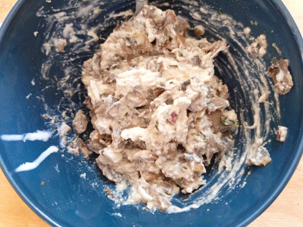 funghi formaggio stracciatella