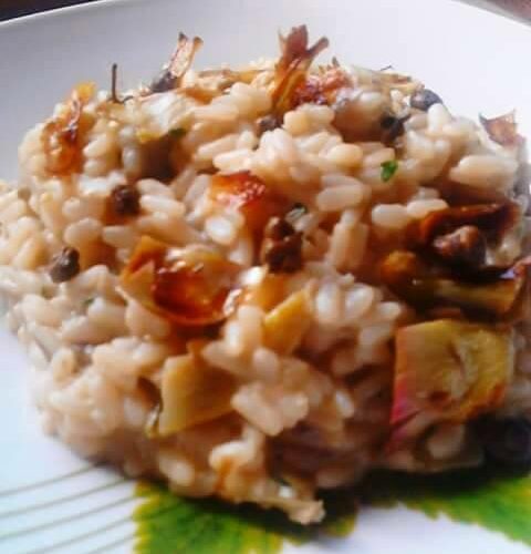 risotto ai carciofi con chips di capperi
