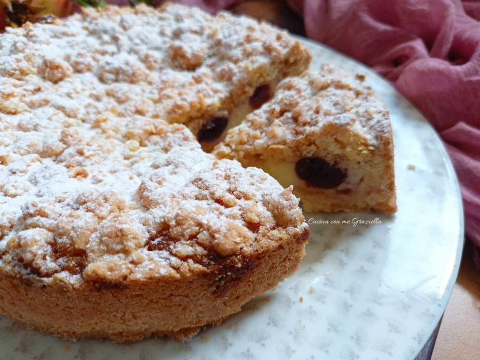 Sbriciolata crema e amarene