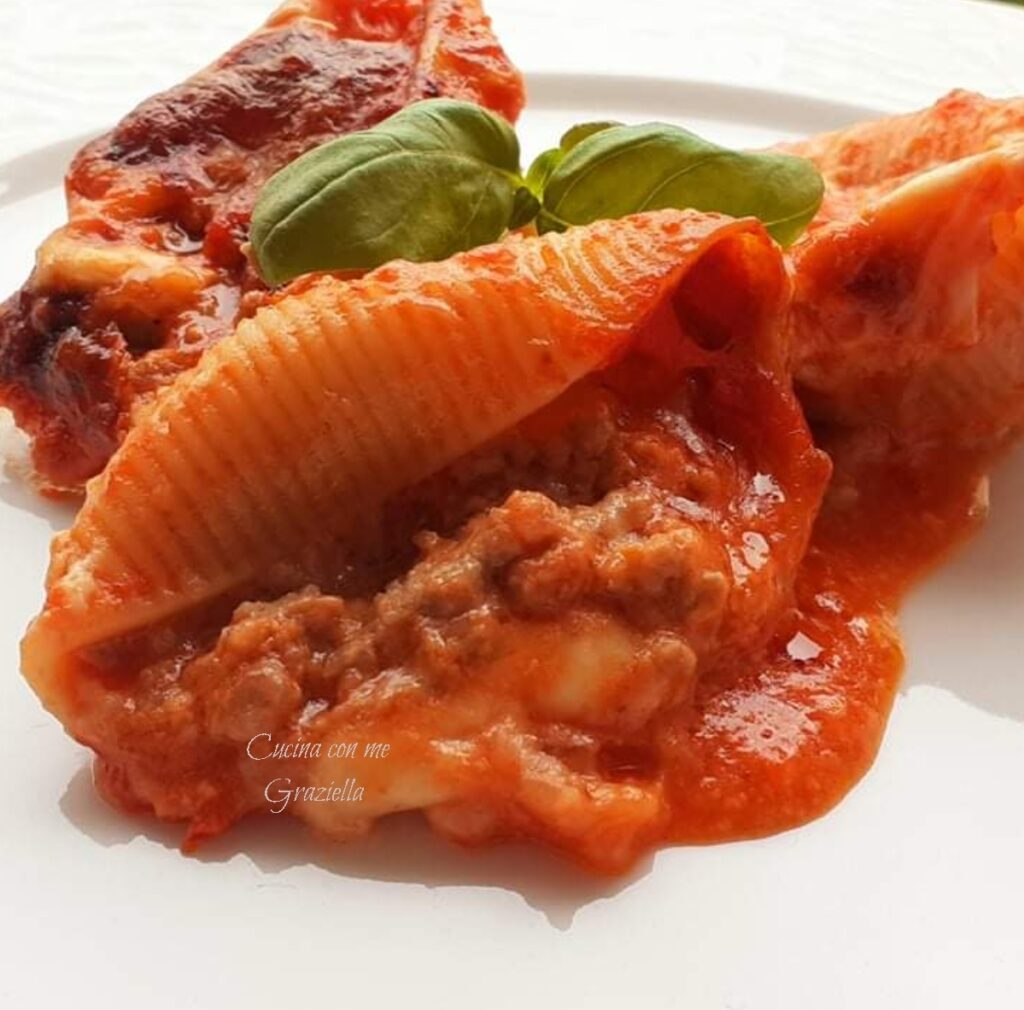 Conchiglioni ripieni di carne