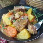 Spezzatino di maiale in umido con patate