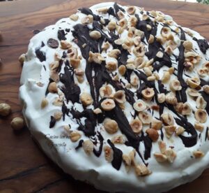 Torta cuore di panna