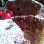 Torta di ciliegie e cioccolato