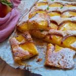 Torta morbida alle pesche