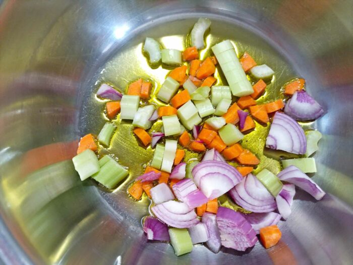 soffritto sedano carote cipolle