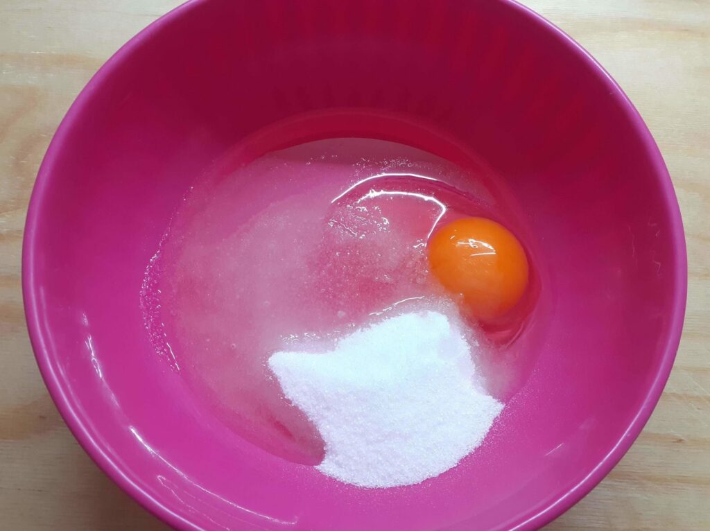 Uova zucchero e olio Uova zucchero e olio