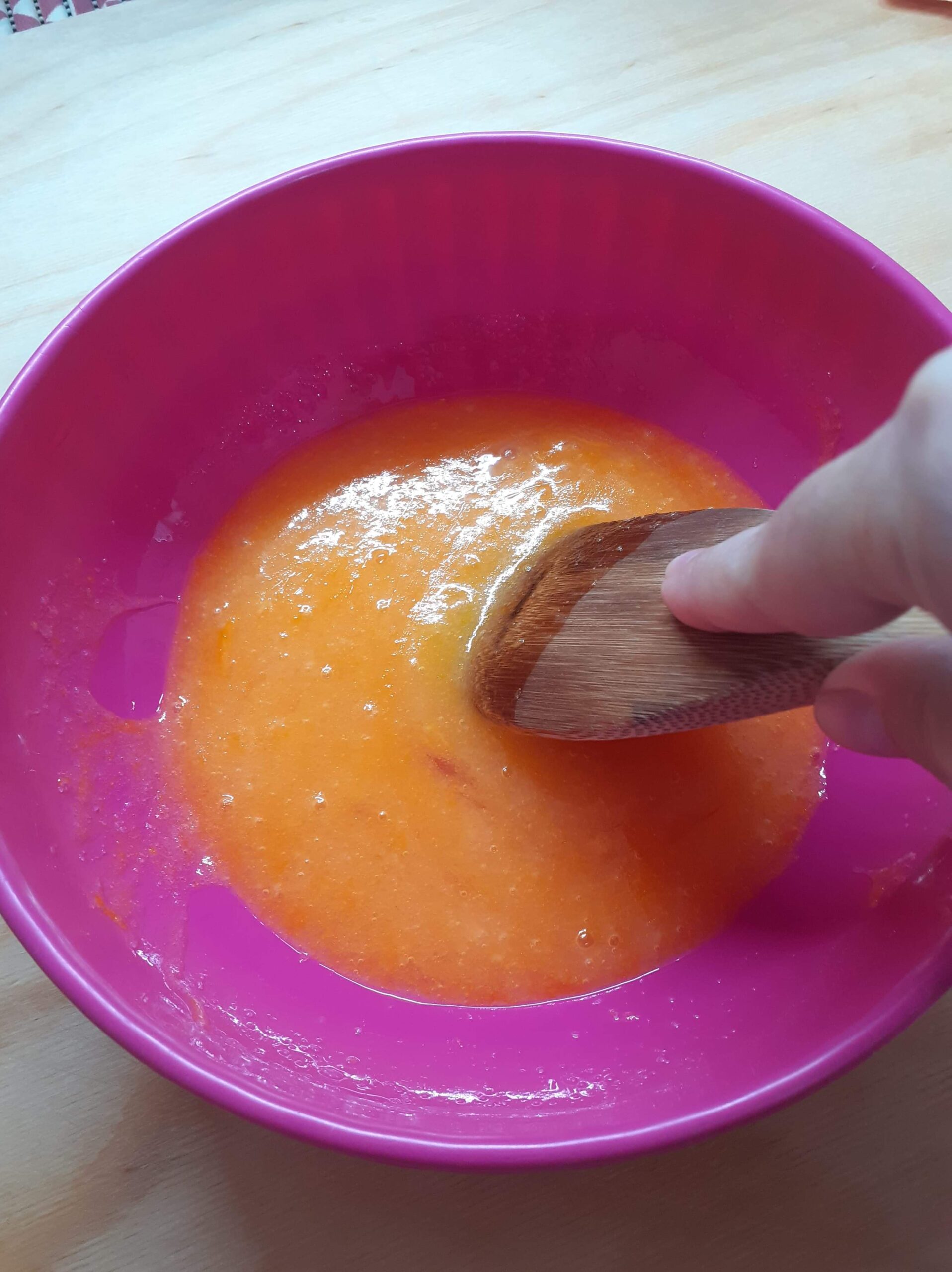 Uova zucchero e olio mestolo Uova zucchero e olio mestolo