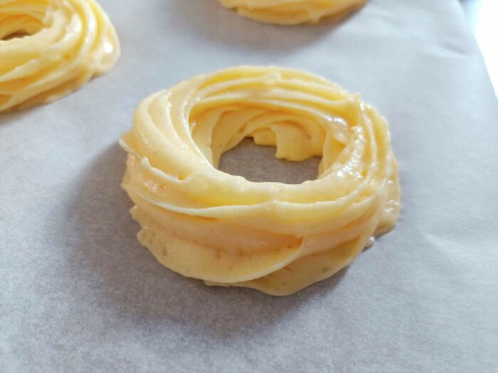 Zeppola cruda Zeppola cruda