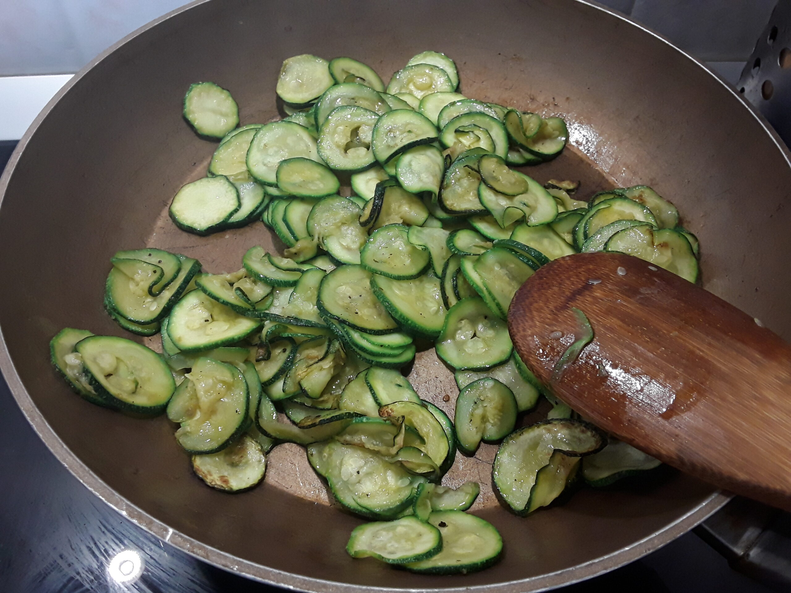 zucchine in padella