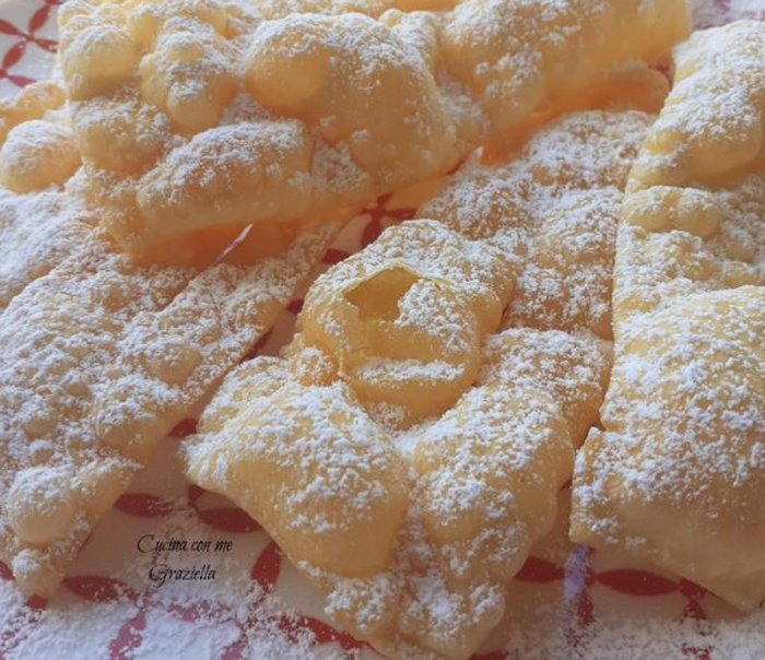 chiacchiere di carnevale