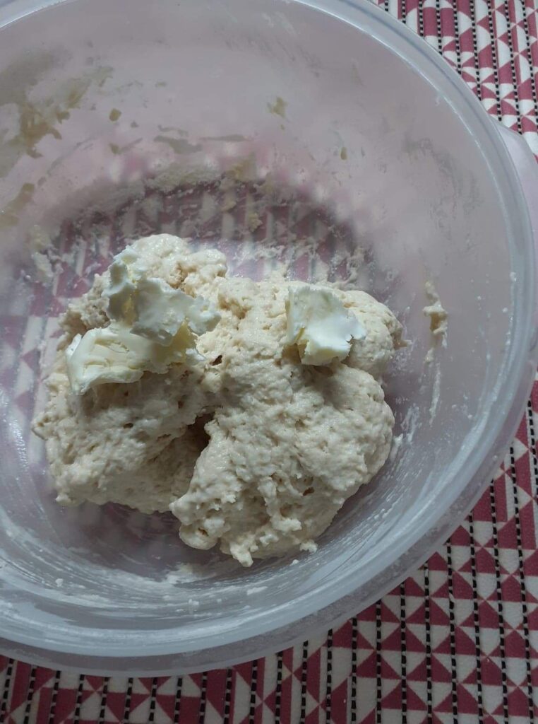preparazione impasto fette biscottate