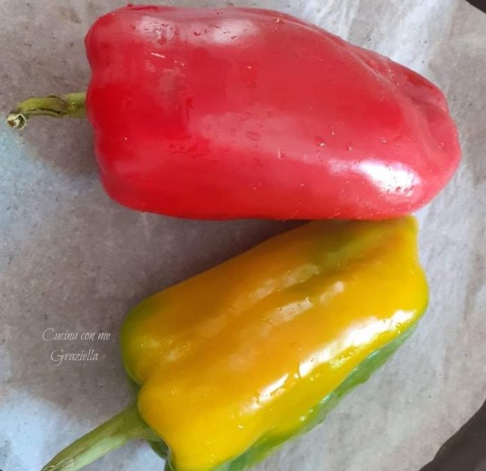 Peperoni rossi e gialli