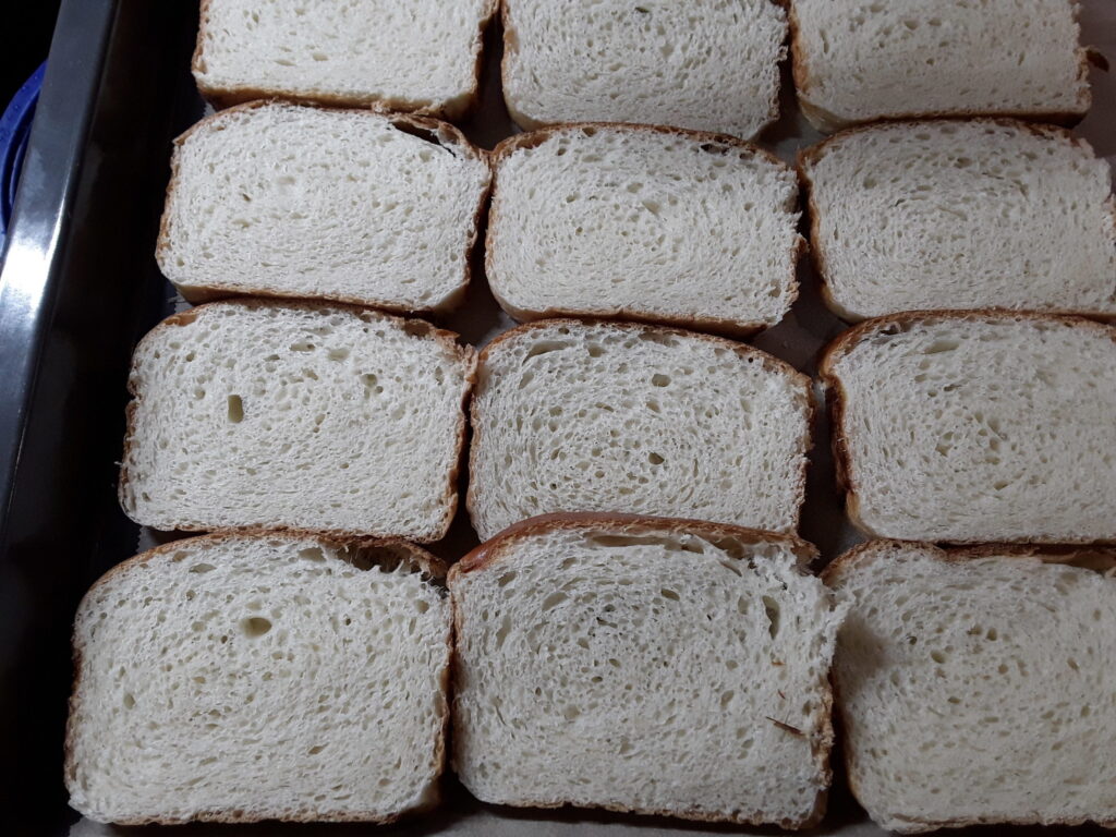 Fette biscottate prima della tostatura
