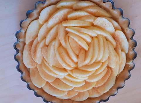 Mele a raggiera su frolla