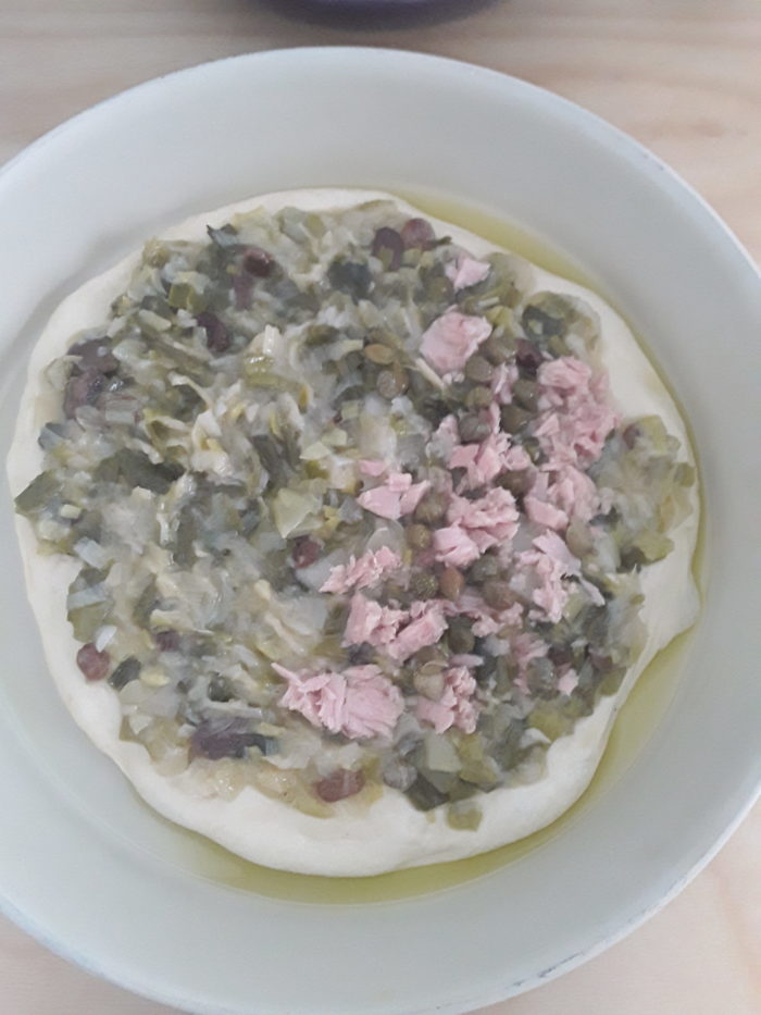 farcitura di cipolle sponsali e tonno