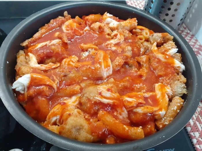 passata a coprire la pasta