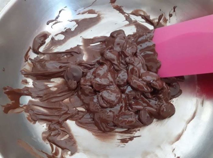 Cioccolato sciolto a bagno maria