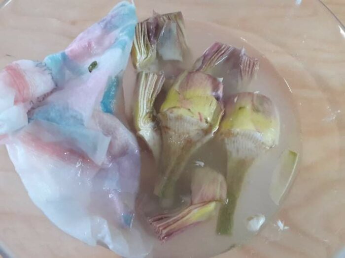 Carciofi puliti e tagliati 