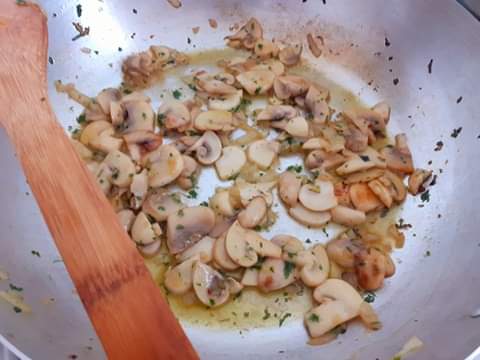 funghi saltati