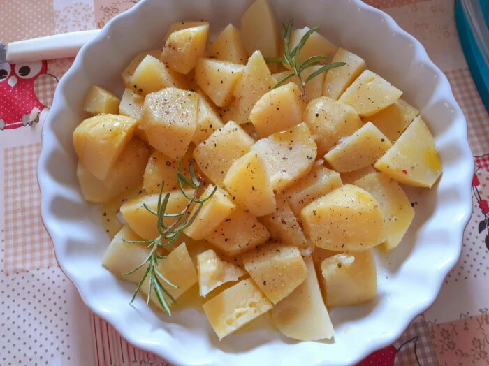 patate a tocchetti bollite