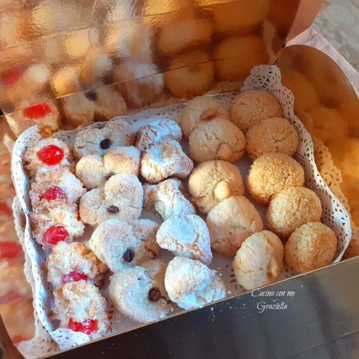 dolci di mandorle