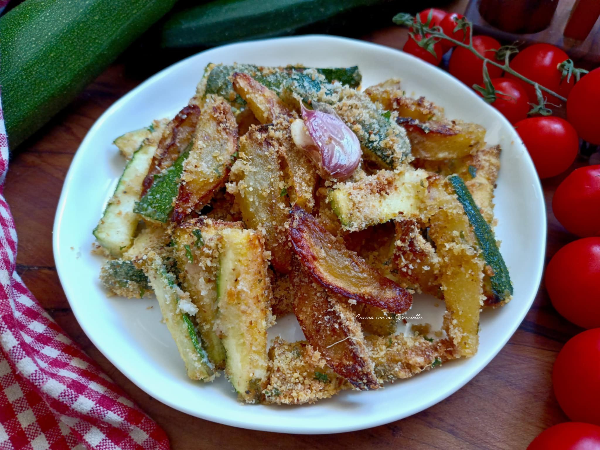 Patate e zucchine gratinate in friggitrice ad aria
