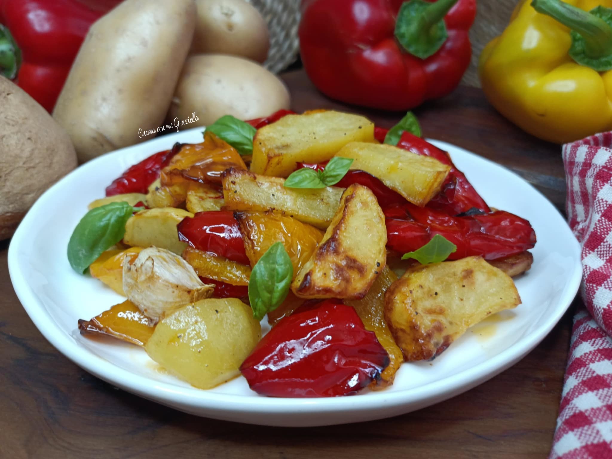 Peperoni e patate in friggitrice ad aria