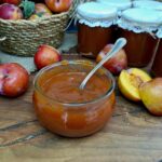 Confettura di prugne