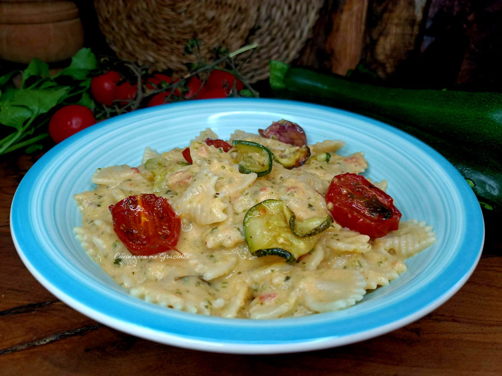 Pasta con crema di zucchine e philadelphia