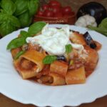 Calamarata alla siciliana con stracciatella