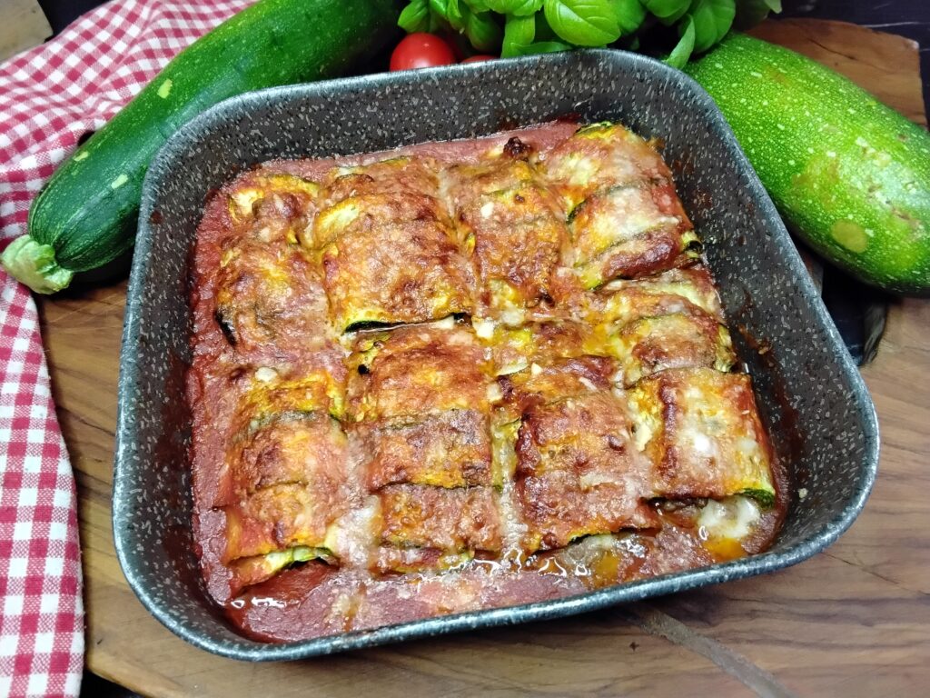 Cannelloni di zucchine ripieni di carne Cannelloni di zucchine ripieni di carne