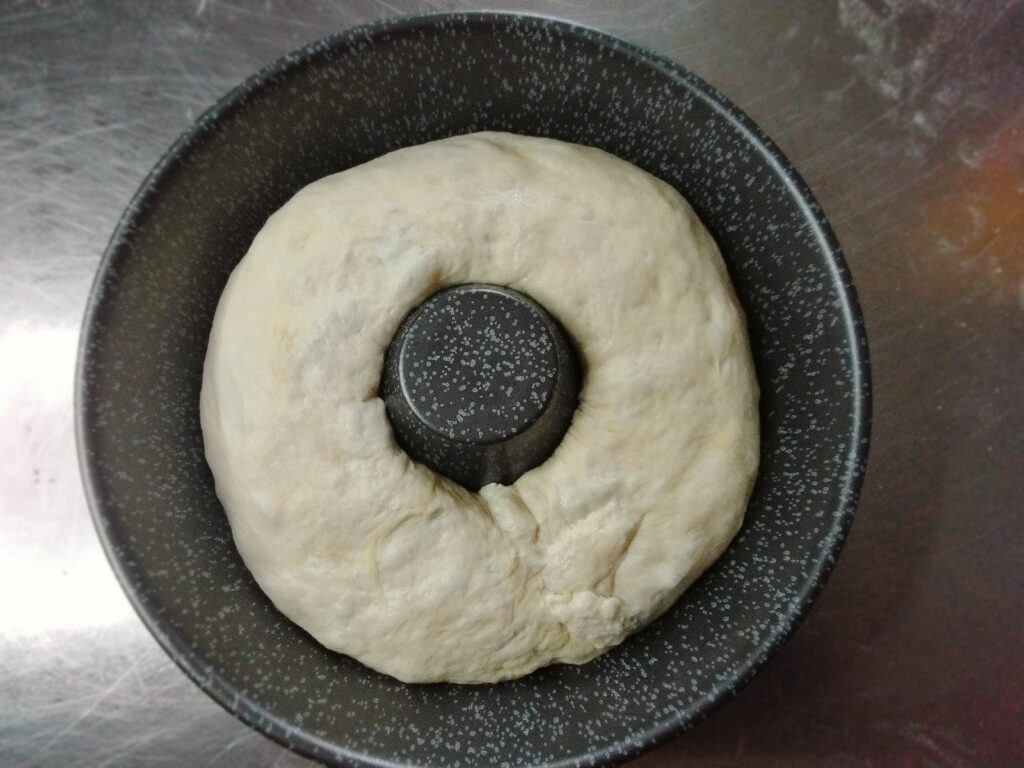 rotolo in stampo a ciambella