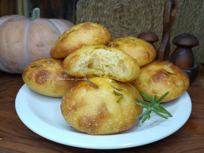 Focaccine alla zucca