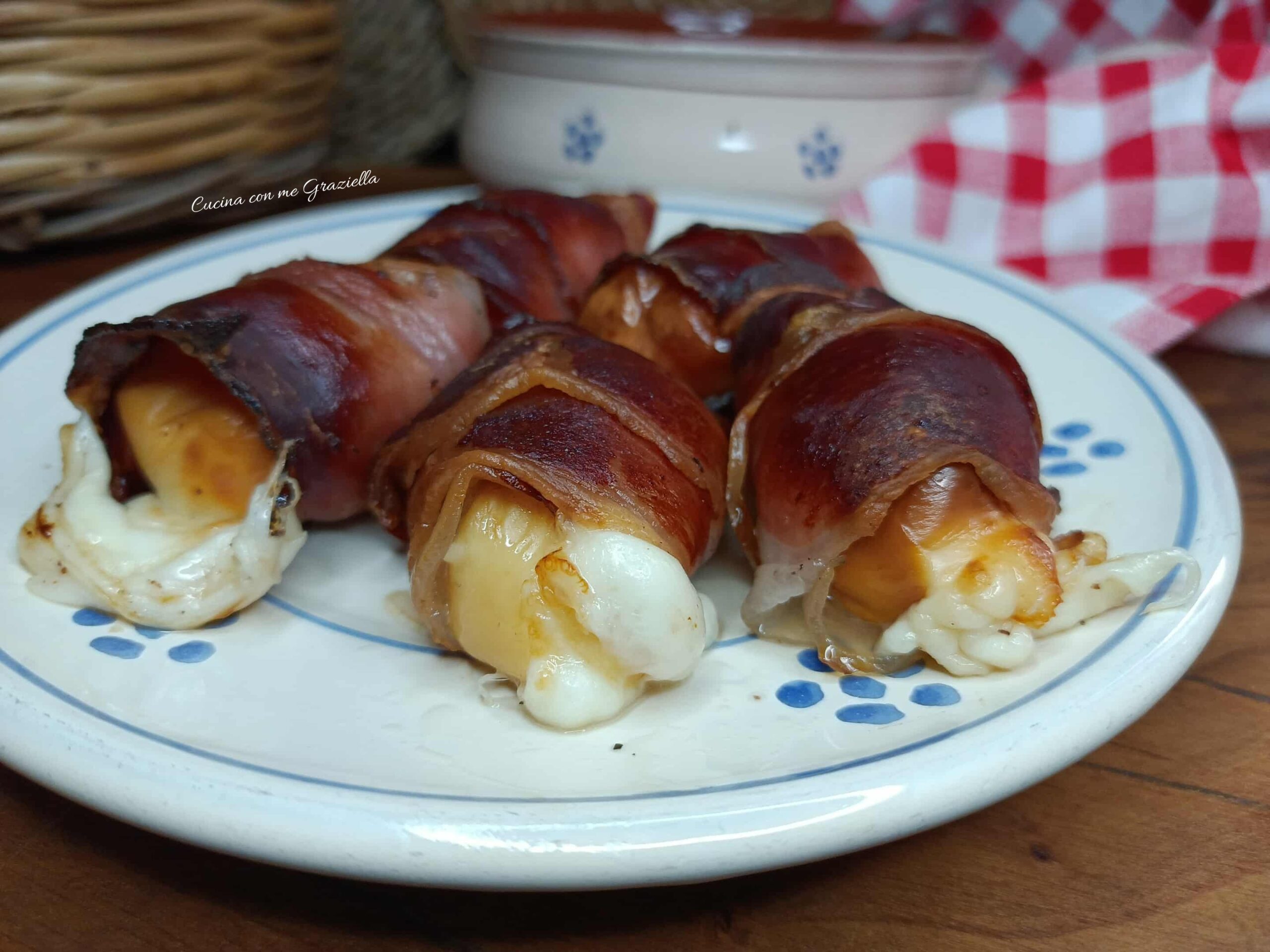 Involtini di speck e mozzarella