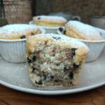 Muffin vegani al cocco con gocce di cioccolato