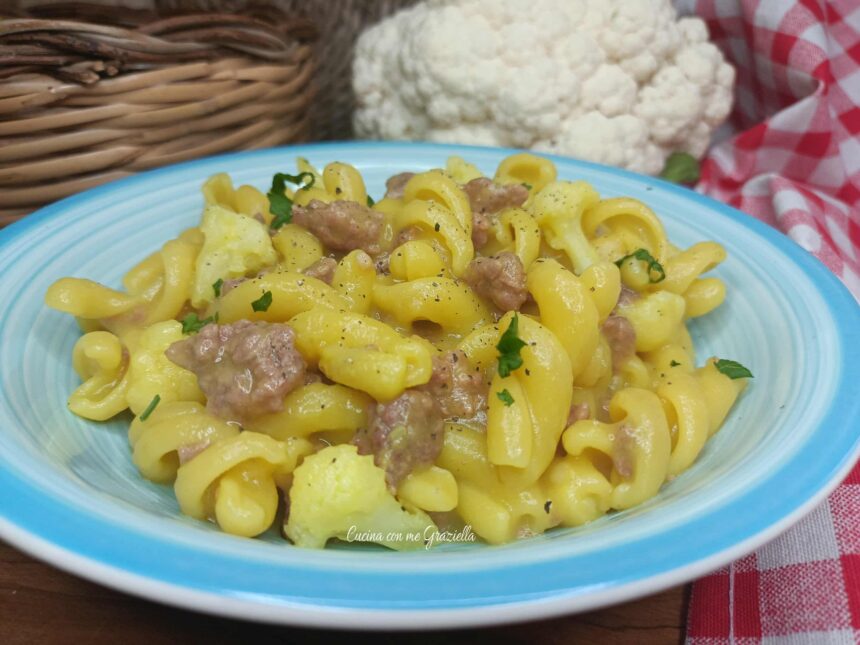 Pasta con crema di patate e cavolfiore allo zafferano