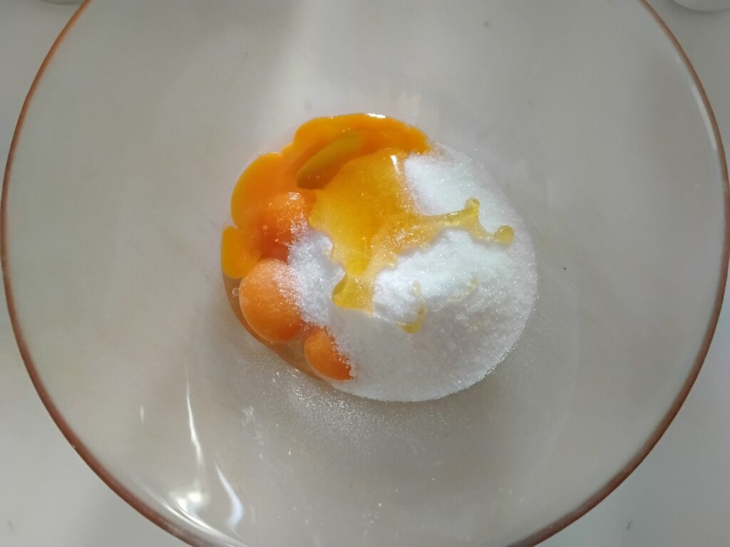 tuorli e zucchero