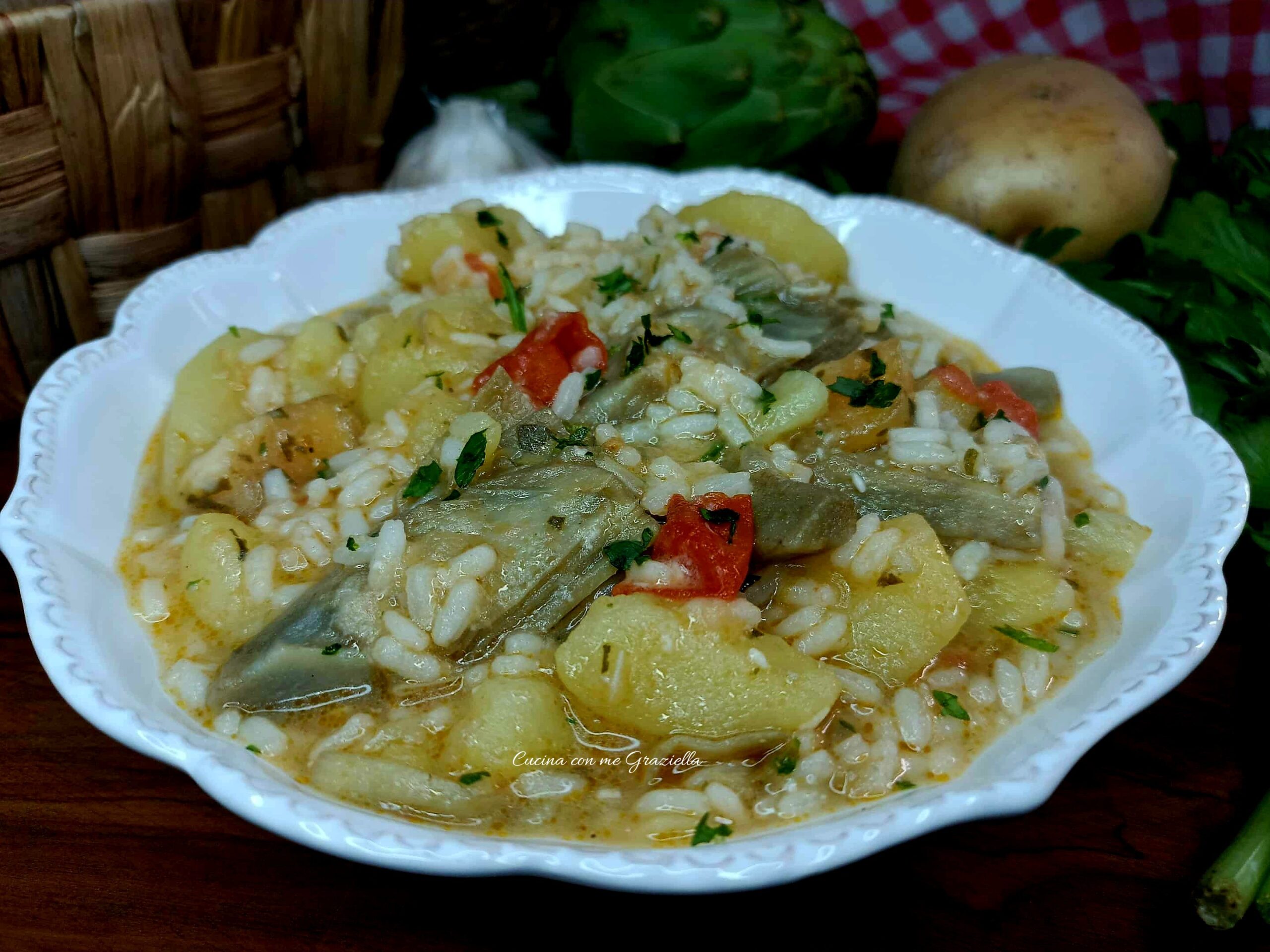 Minestra di riso patate e carciofi