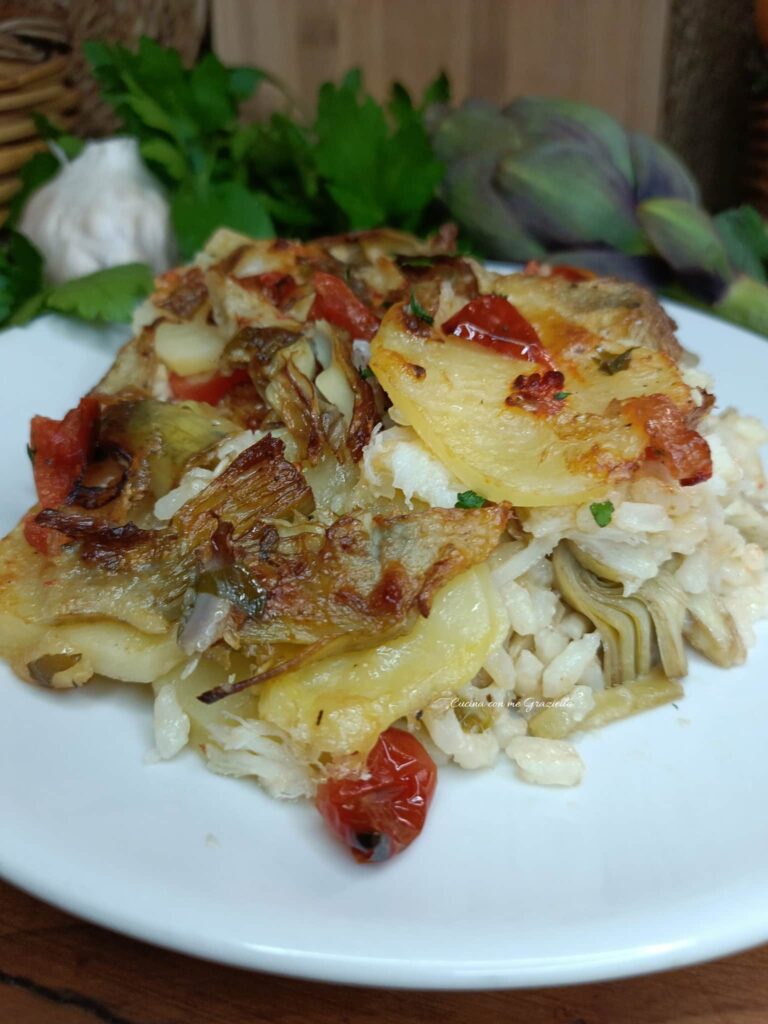 Tiella di riso patate carciofi e baccalà