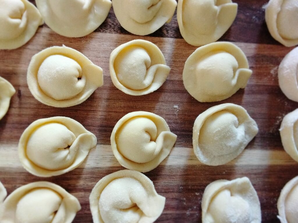 Tortelloni ripieni di patate e baccalà Tortelloni ripieni di patate e baccalà