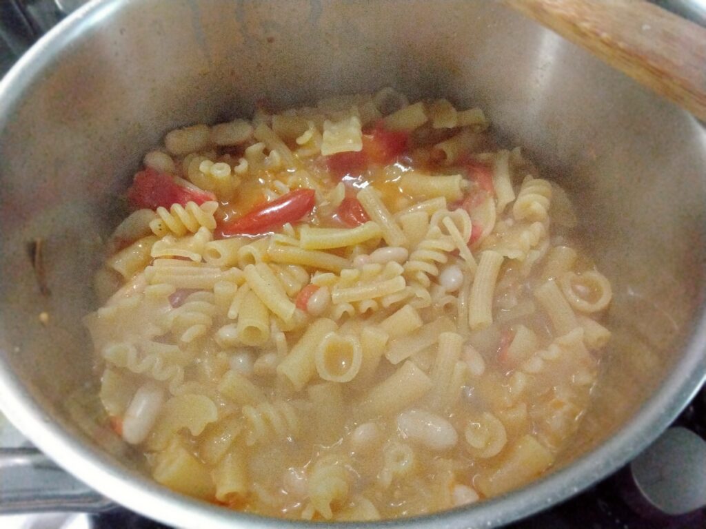 pasta fagioli e pomodori