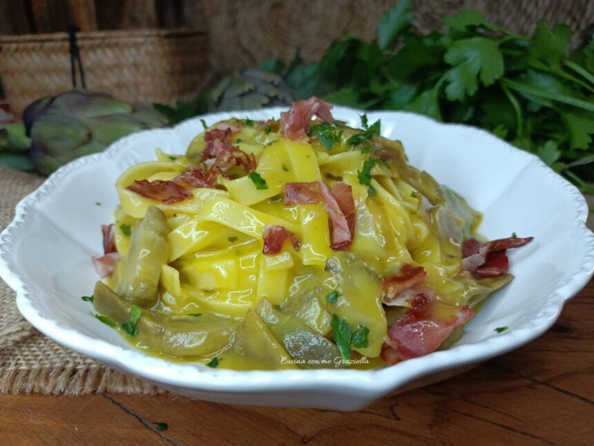 tagliatelle ai carciofi con crema di patate allo zafferano e speck