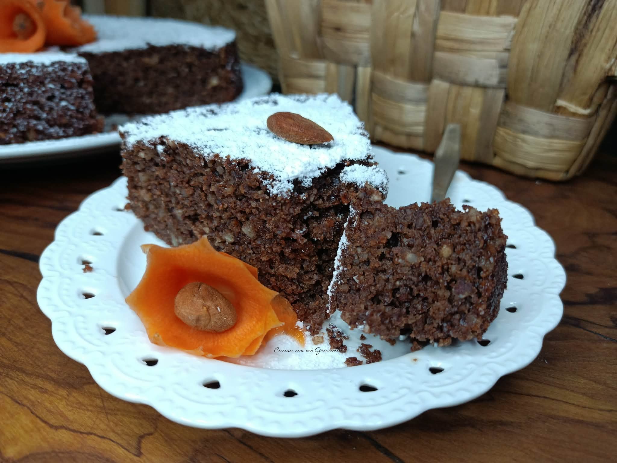 Torta di carote al cacao senza glutine e senza lattosio