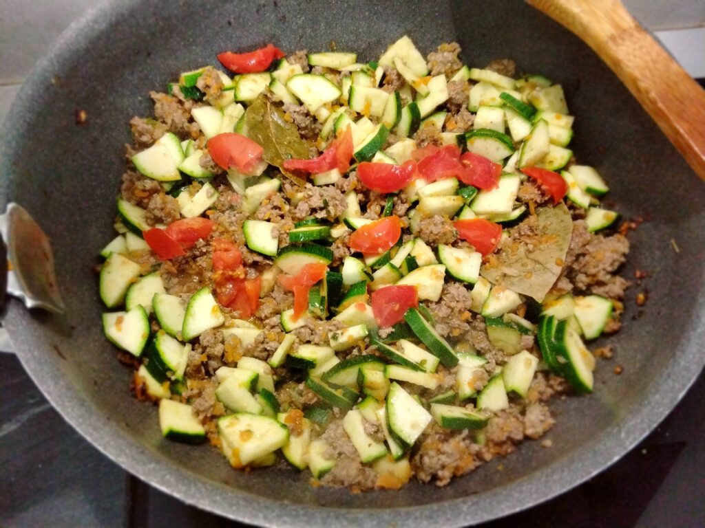 soffritto carne e zucchine